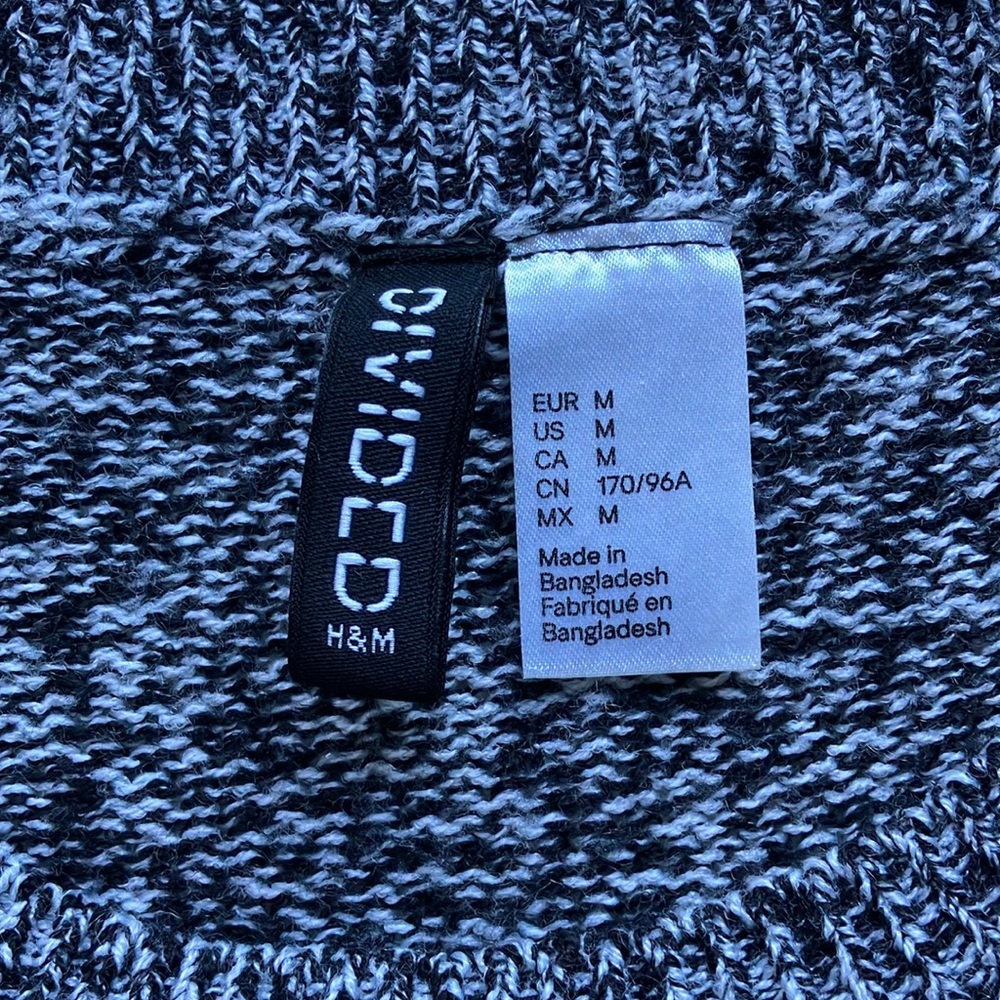 Sweater - Picture 3 of 3